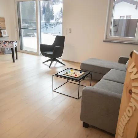 Victoria Apartment *