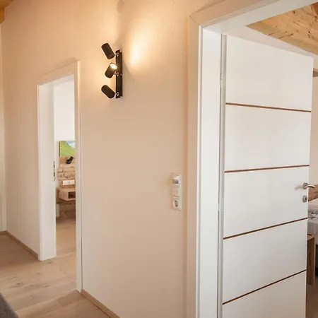 Victoria Apartment *